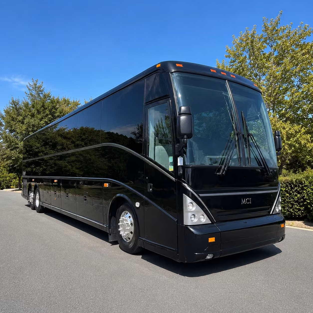 charterbusrentaldeerfieldbeachfl com is the easiest way to book a school field trip bus in deerfield beach