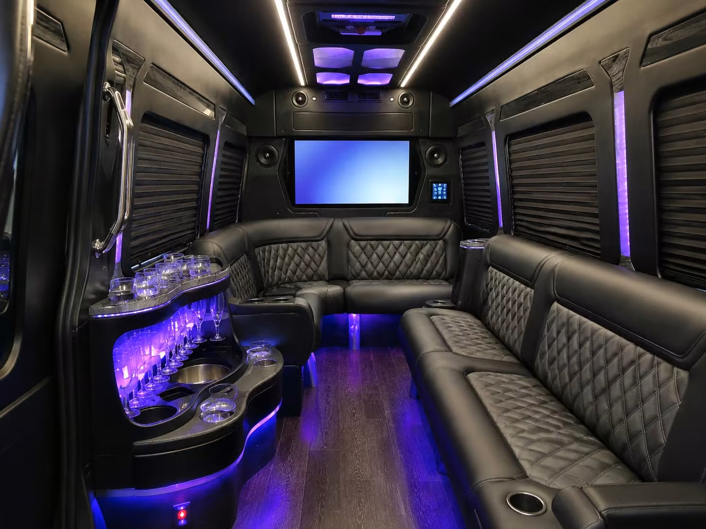 sporting event transportation to marlins rays and minor league baseball games from deerfield beach