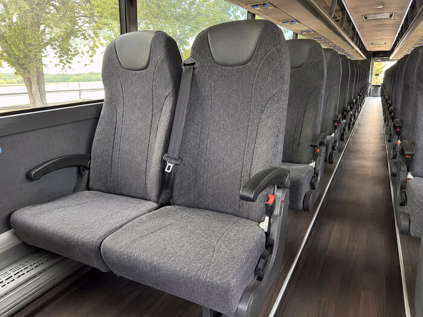 what concert venues near deerfield beach are best reached by charter bus